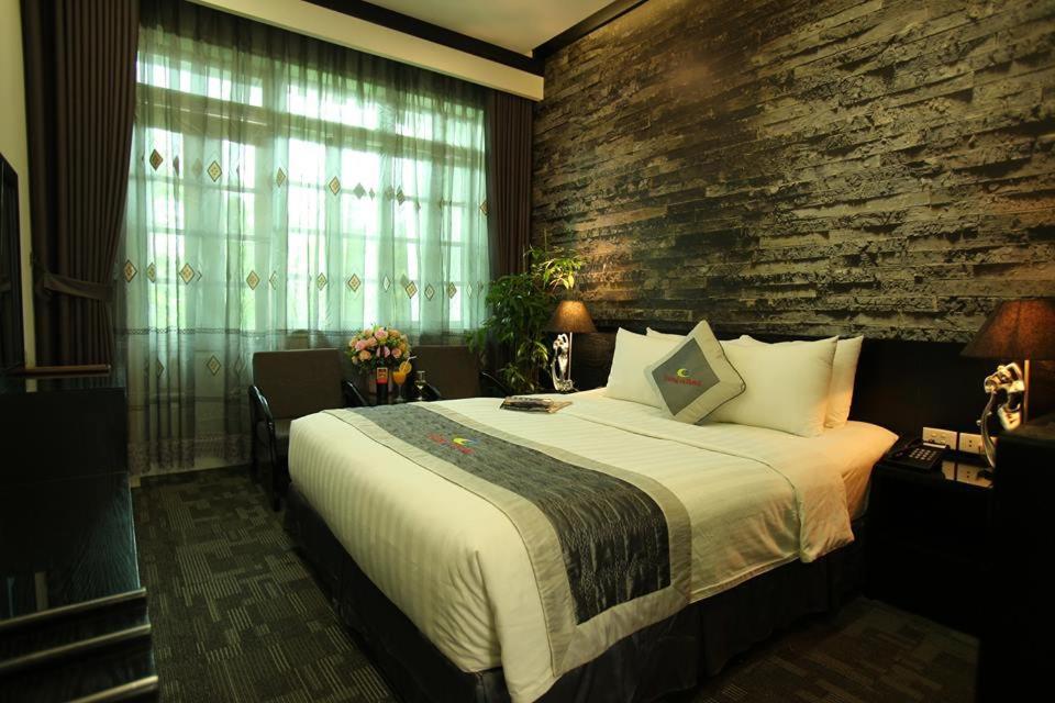 Tuong VI Hotel Hai Phong Exterior foto
